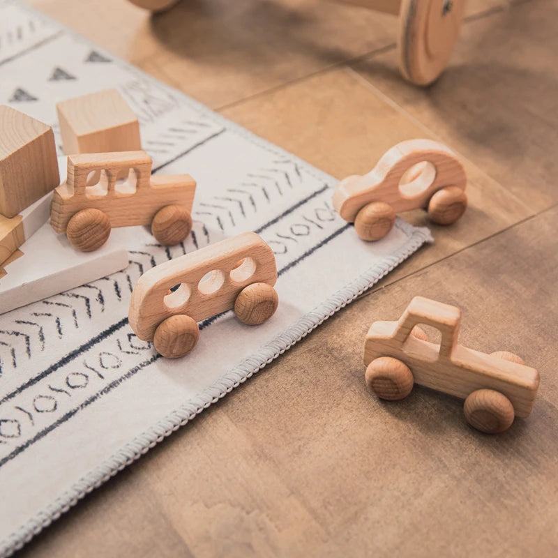 Jouets véhicules en bois