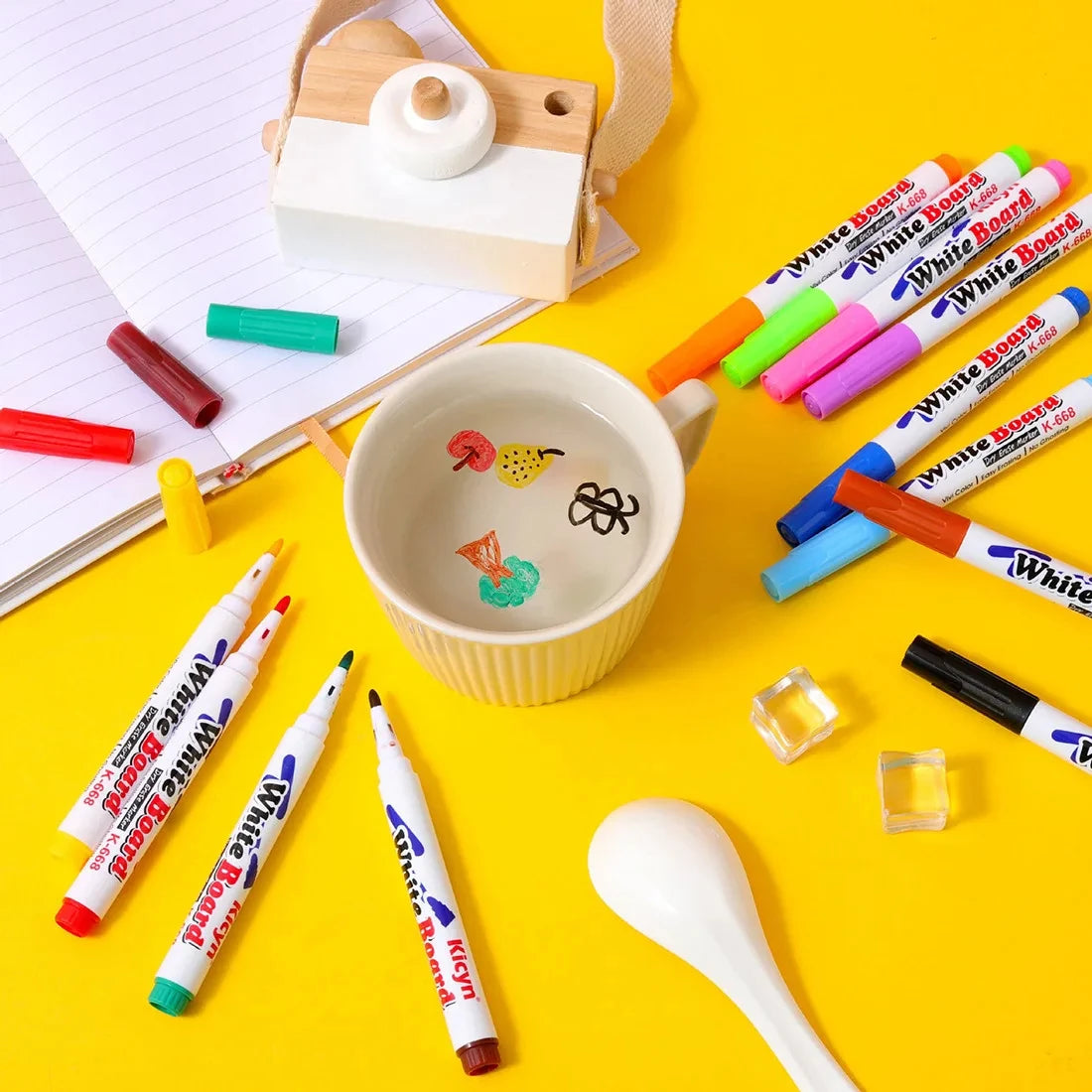 Feutres magiques Montessori à encre flottante