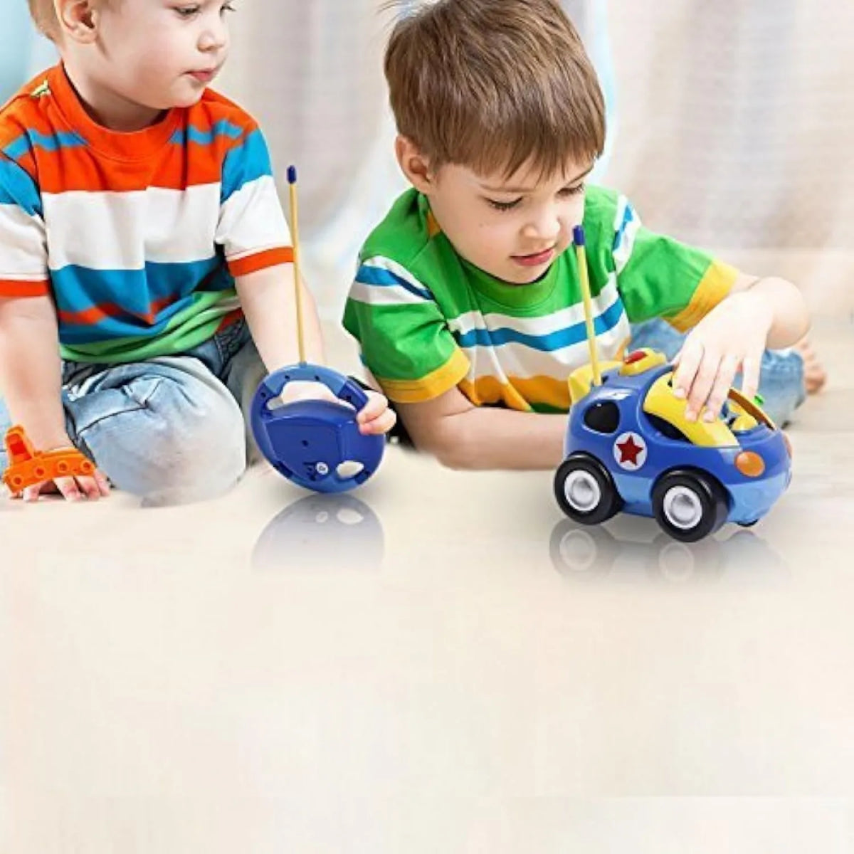 Voiture de police télécommandée pour bébé
