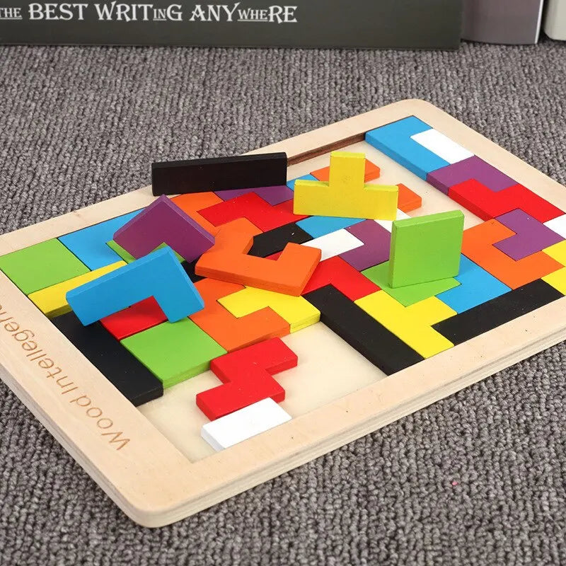 Puzzle en bois 3D coloré
