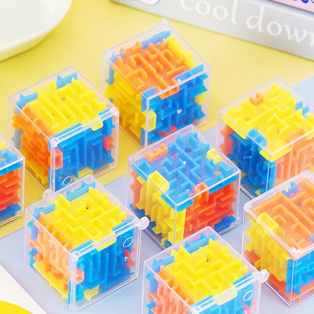 Labyrinthe en cube