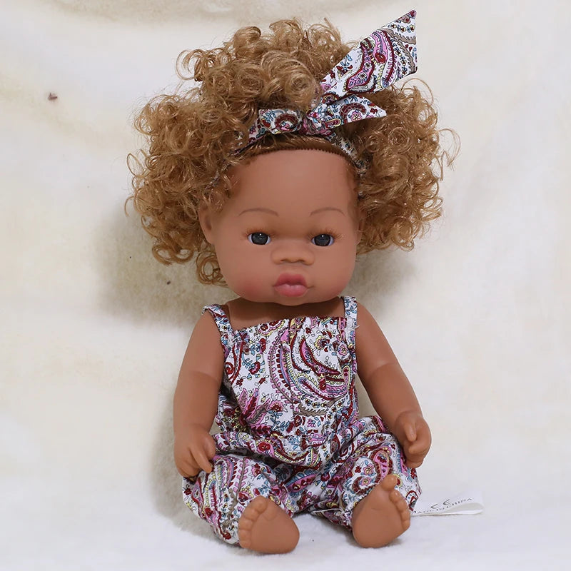 Poupée afro à beaux cheveux